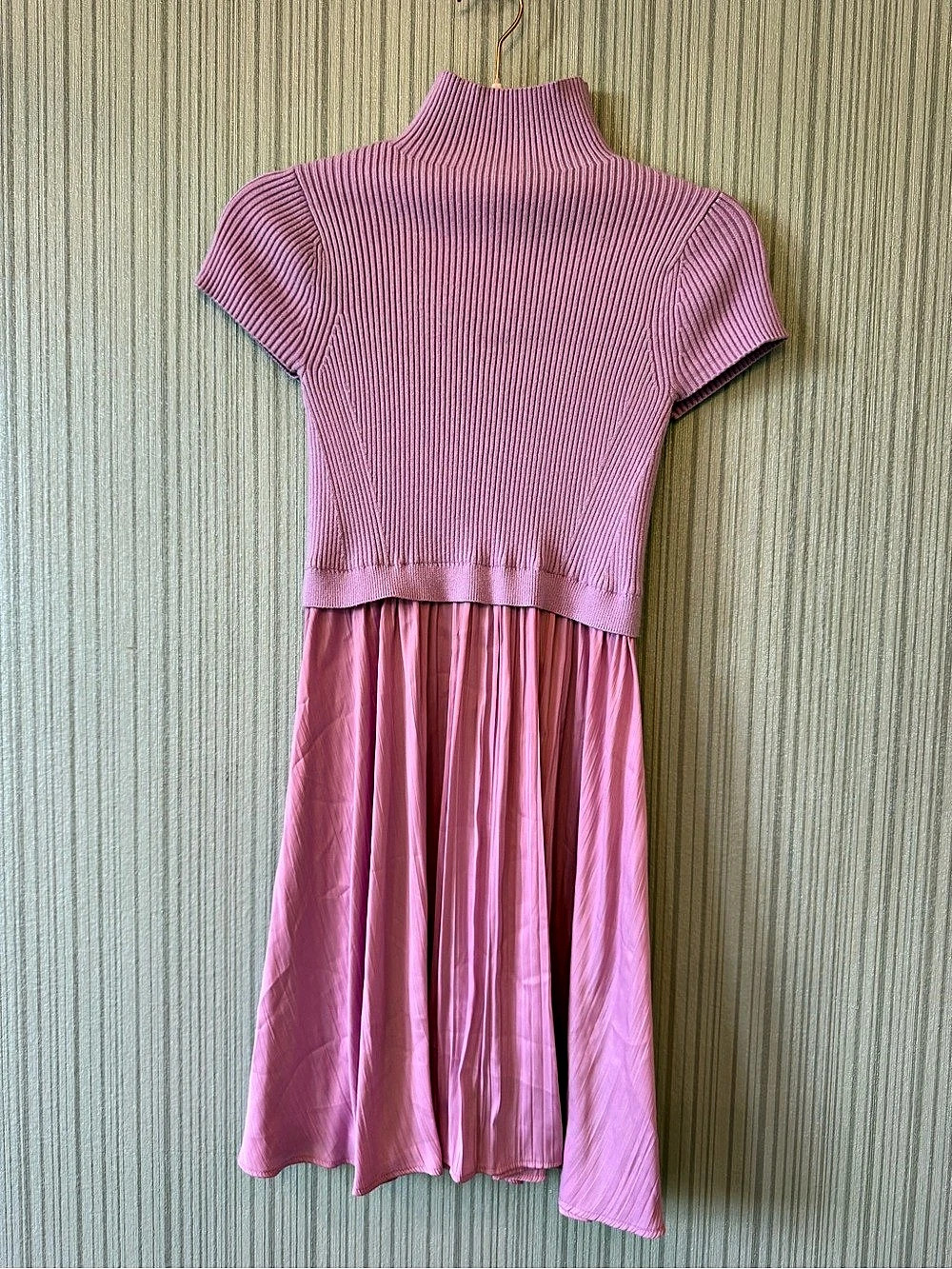 Anthropologie Ribbed Pleated Midi Dress in Pink XS